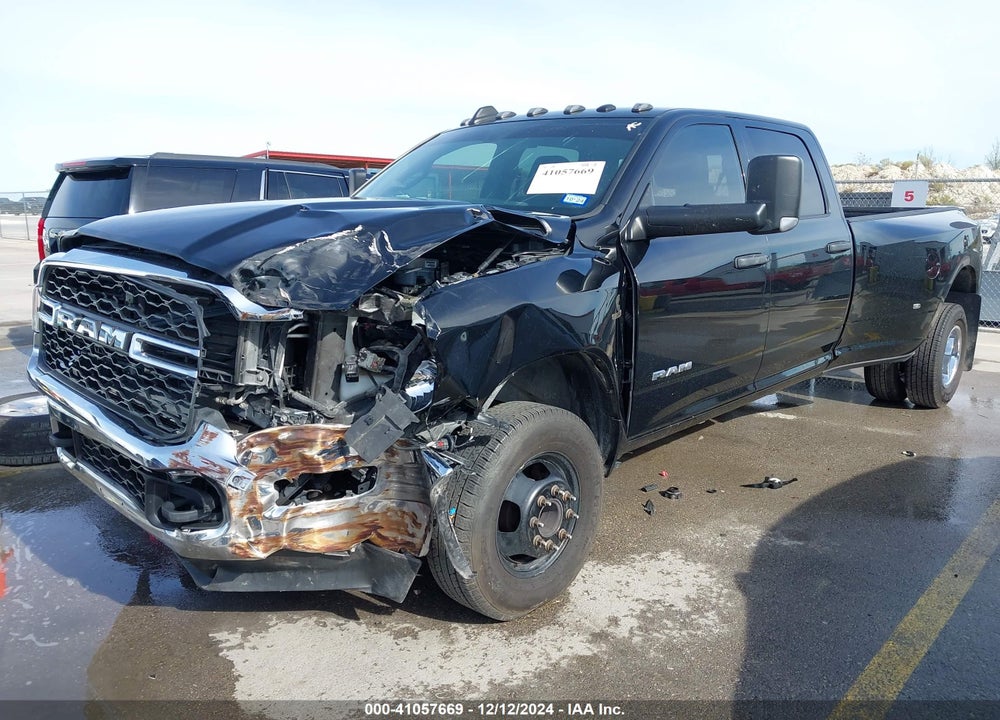 2022 RAM 3500 VIN: 3C63RRGL3NG113247