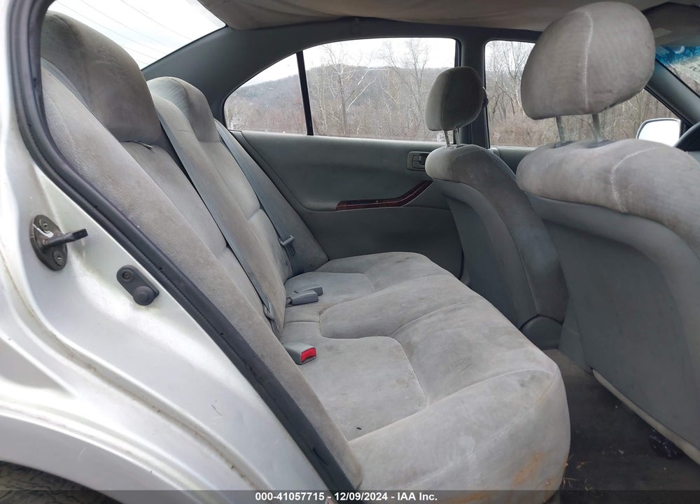 2001 MITSUBISHI GALANT ES VIN: 4A3AA46G21E185831