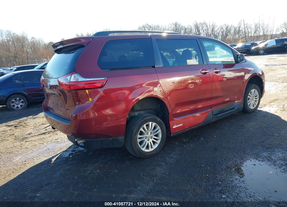 2017 TOYOTA SIENNA XLE LIMITED VIN: 5TDYZ3DC4HS868879