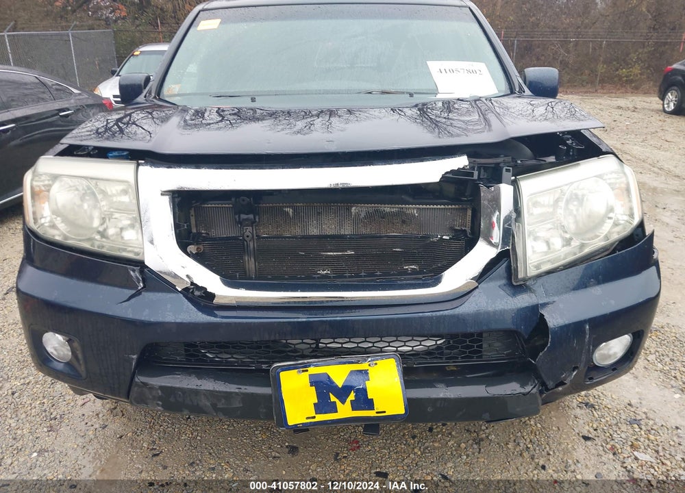 2011 HONDA PILOT EX-L VIN: 5FNYF4H58BB038752