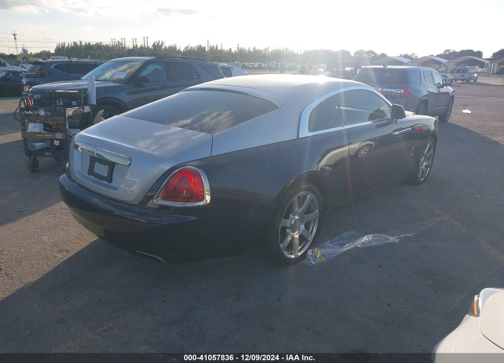 2014 ROLLS-ROYCE WRAITH VIN: SCA665C58EUX84626