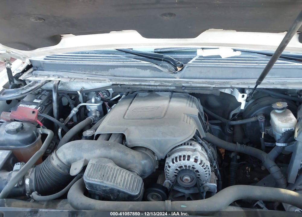 2010 CHEVROLET SUBURBAN 1500 LTZ VIN: 1GNUCKE0XAR196997