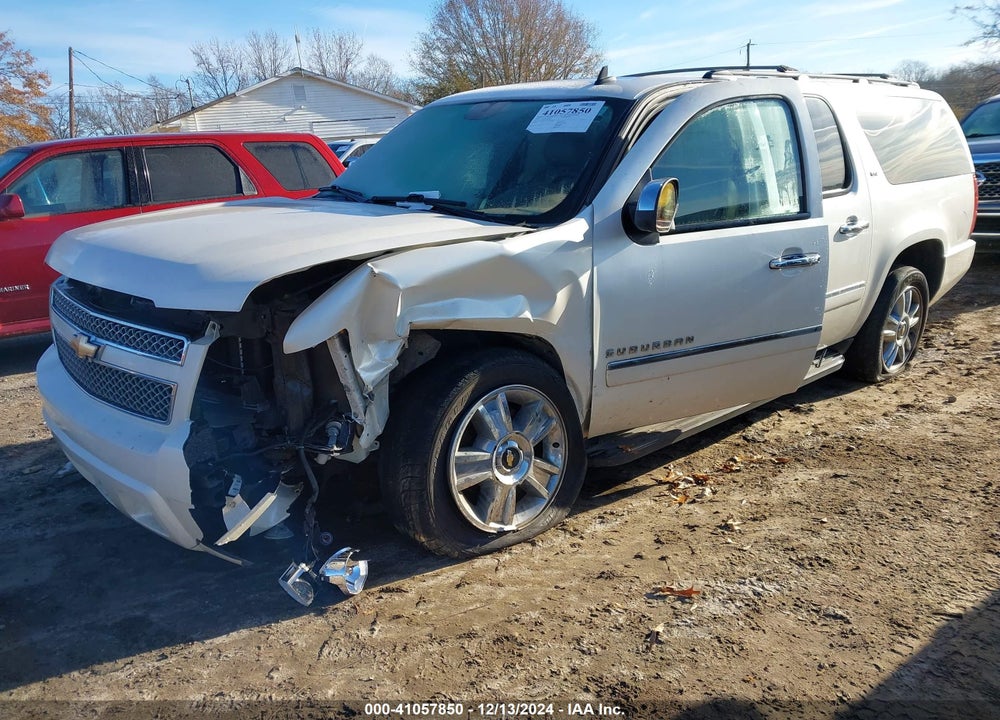 2010 CHEVROLET SUBURBAN 1500 LTZ VIN: 1GNUCKE0XAR196997