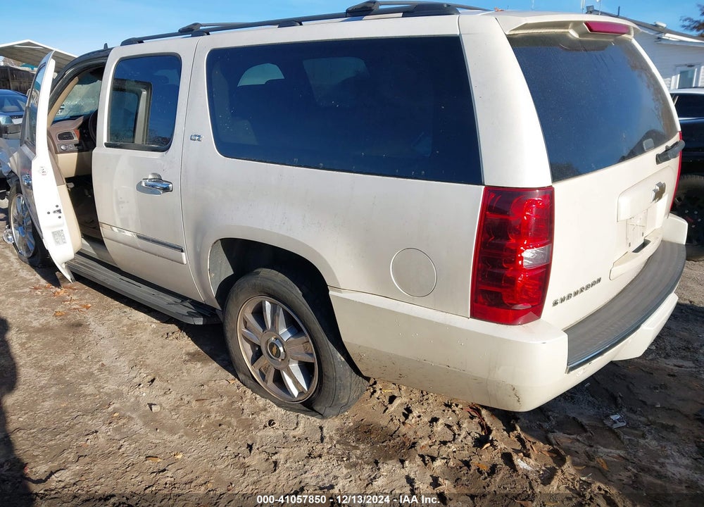 2010 CHEVROLET SUBURBAN 1500 LTZ VIN: 1GNUCKE0XAR196997