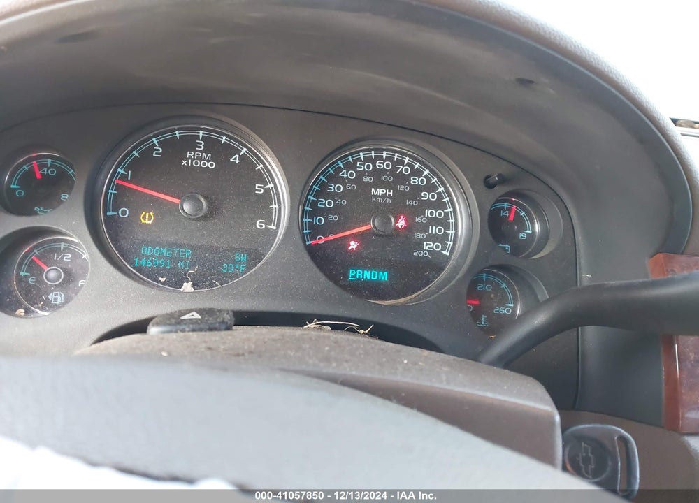 2010 CHEVROLET SUBURBAN 1500 LTZ VIN: 1GNUCKE0XAR196997