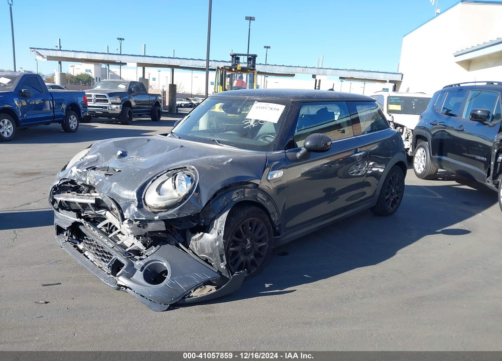 2017 MINI COOPER VIN: WMWXP7C57H2A45351