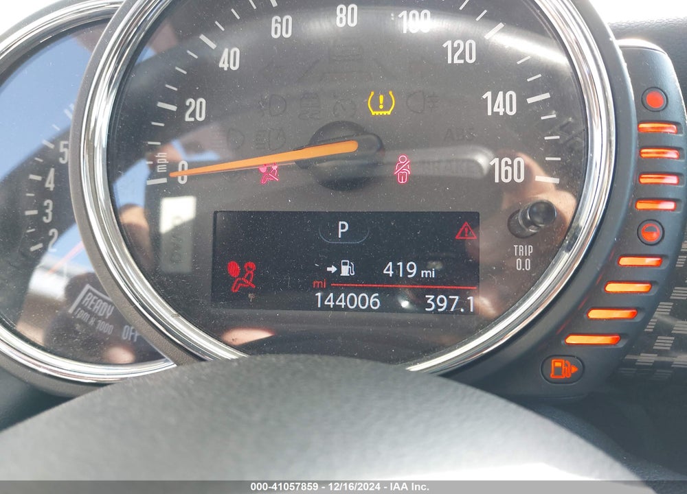 2017 MINI COOPER VIN: WMWXP7C57H2A45351