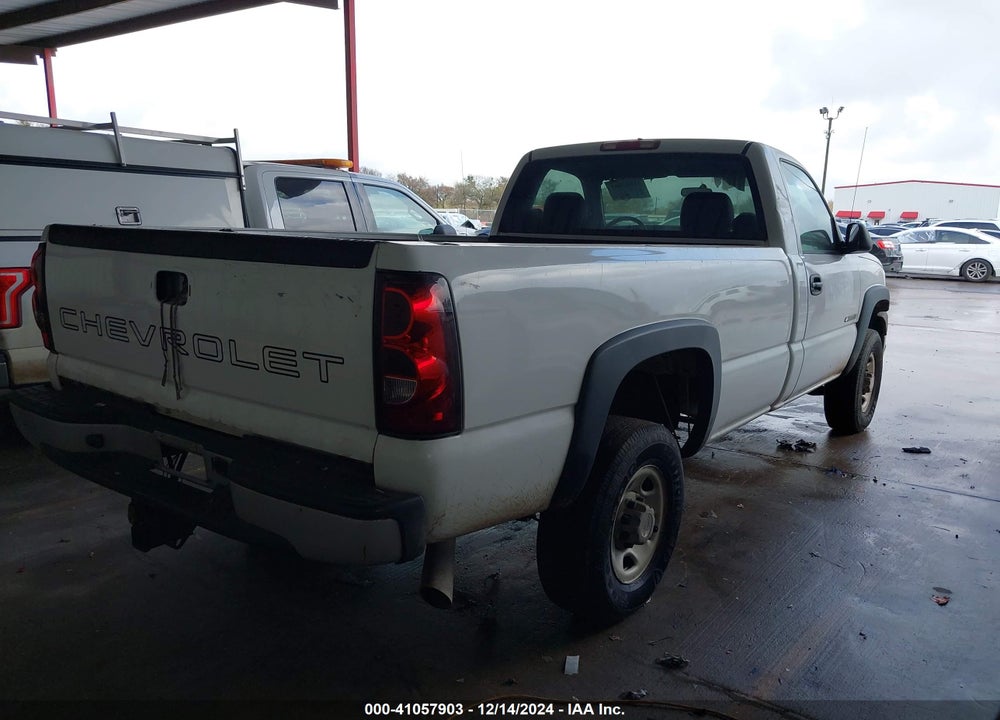 2007 CHEVROLET SILVERADO 2500HD CLASSIC WORK TRUCK VIN: 1GCHC24U07E128433