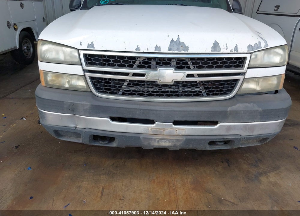 2007 CHEVROLET SILVERADO 2500HD CLASSIC WORK TRUCK VIN: 1GCHC24U07E128433