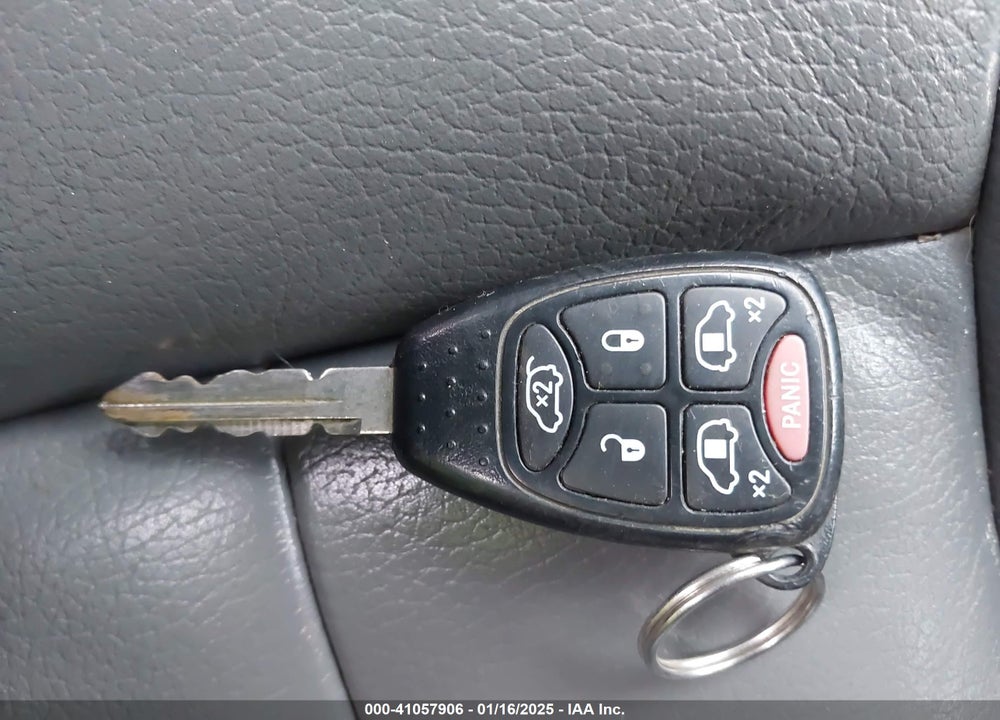 2005 DODGE GRAND CARAVAN SXT VIN: 2D4GP44LX5R216721
