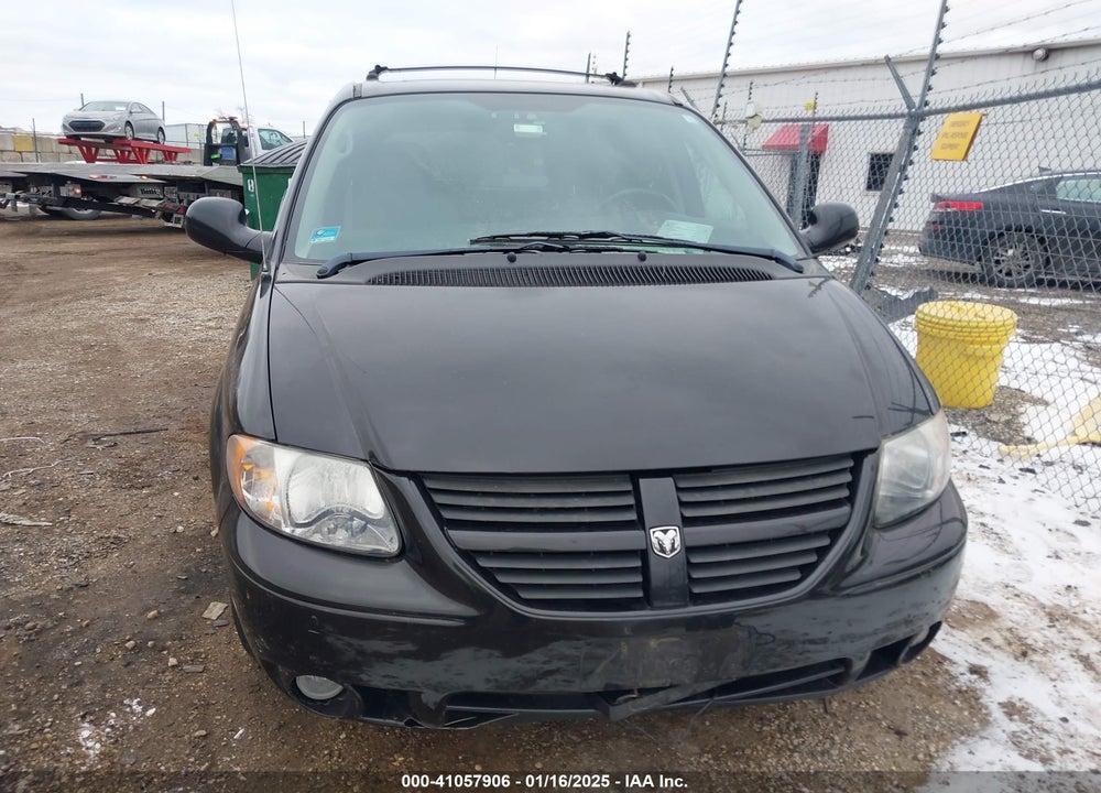 2005 DODGE GRAND CARAVAN SXT VIN: 2D4GP44LX5R216721