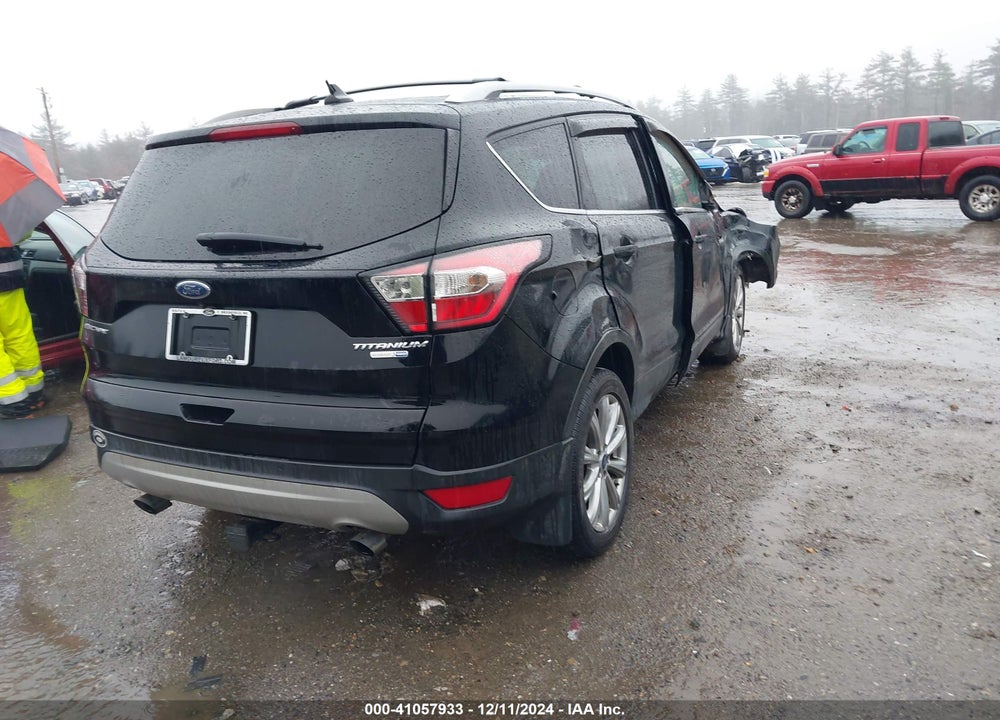 2018 FORD ESCAPE TITANIUM VIN: 1FMCU9J99JUC84057