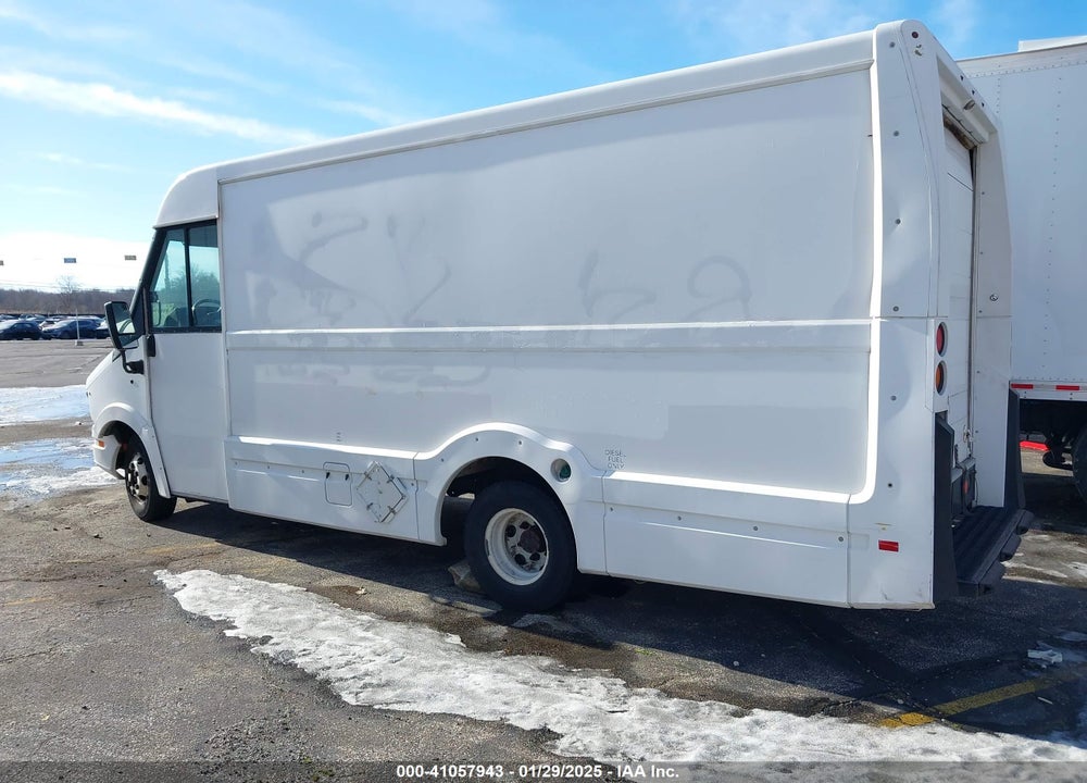 2013 ISUZU COMMERCIAL VAN VIN: JALB4T177D7W00603