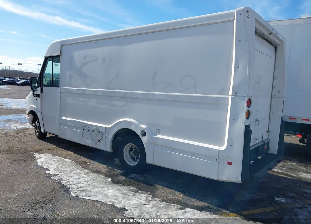 2013 ISUZU COMMERCIAL VAN VIN: JALB4T177D7W00603
