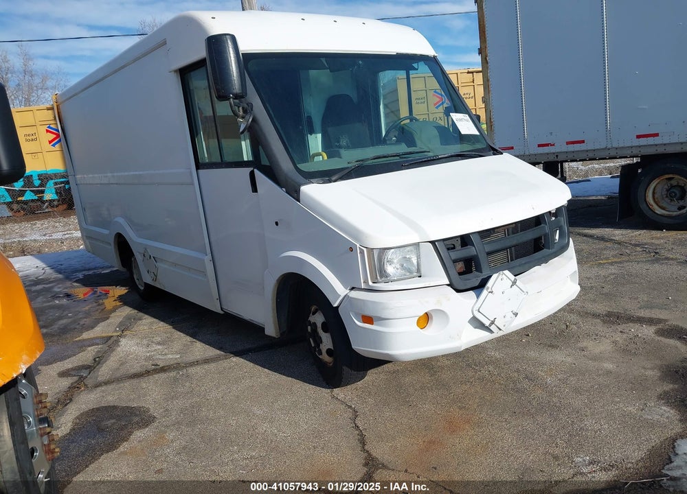2013 ISUZU COMMERCIAL VAN VIN: JALB4T177D7W00603