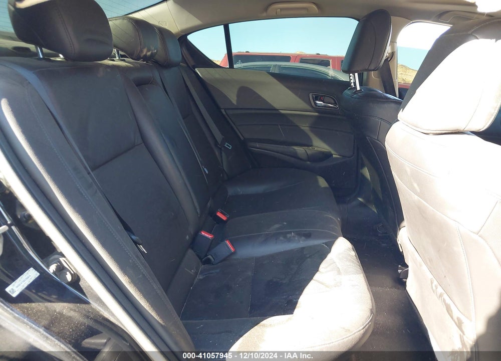 2013 ACURA ILX 2.0L VIN: 19VDE1F73DE003610
