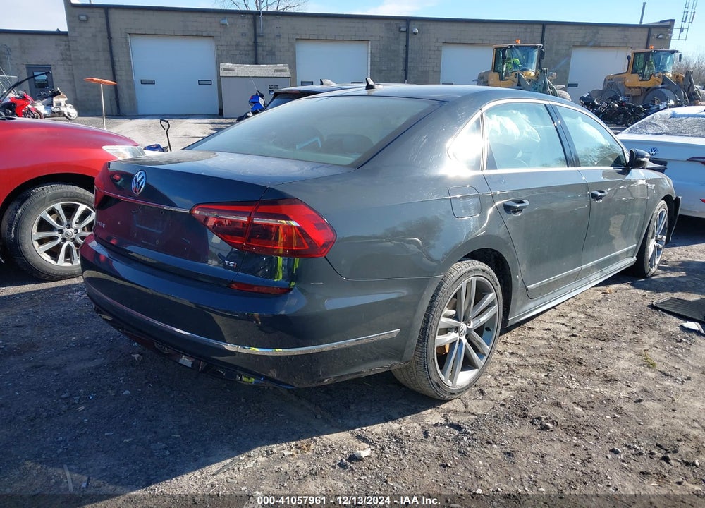 2017 VOLKSWAGEN PASSAT 1.8T R-LINE VIN: 1VWDT7A38HC082562