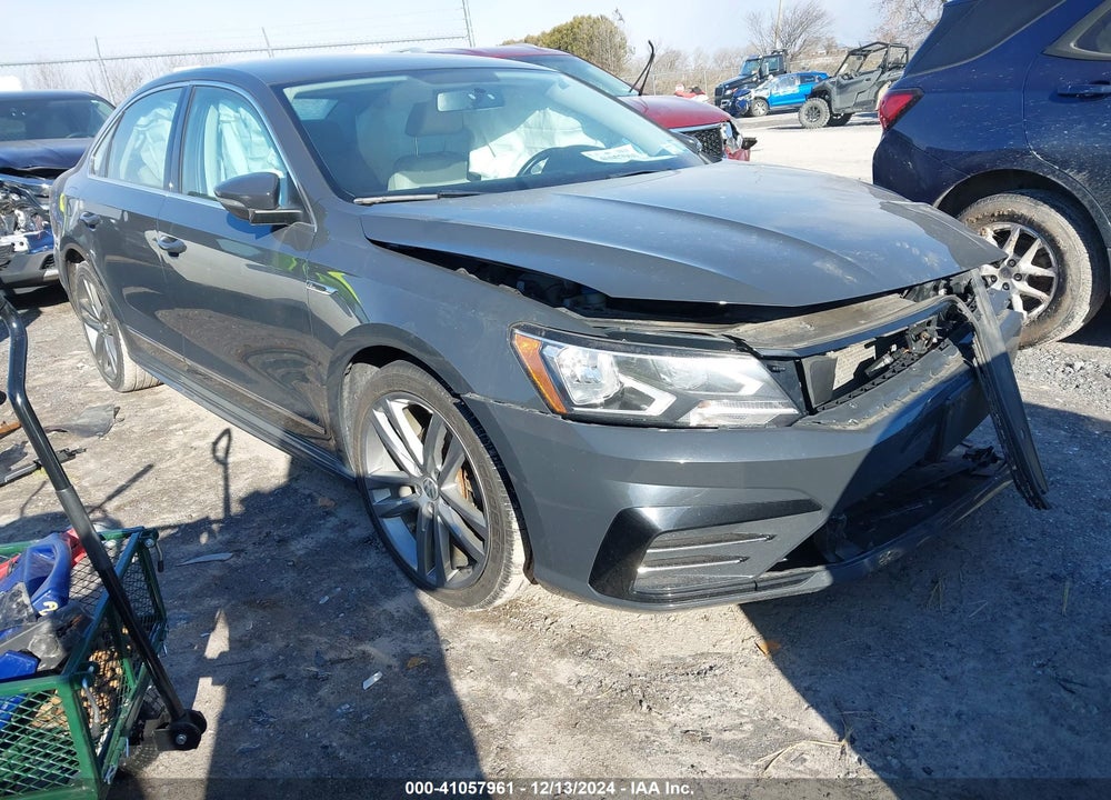 2017 VOLKSWAGEN PASSAT 1.8T R-LINE VIN: 1VWDT7A38HC082562