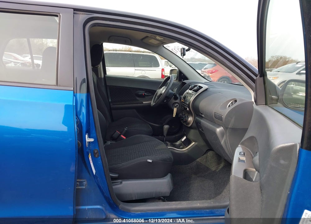 2013 SCION XD VIN: JTKKUPB40D1030453