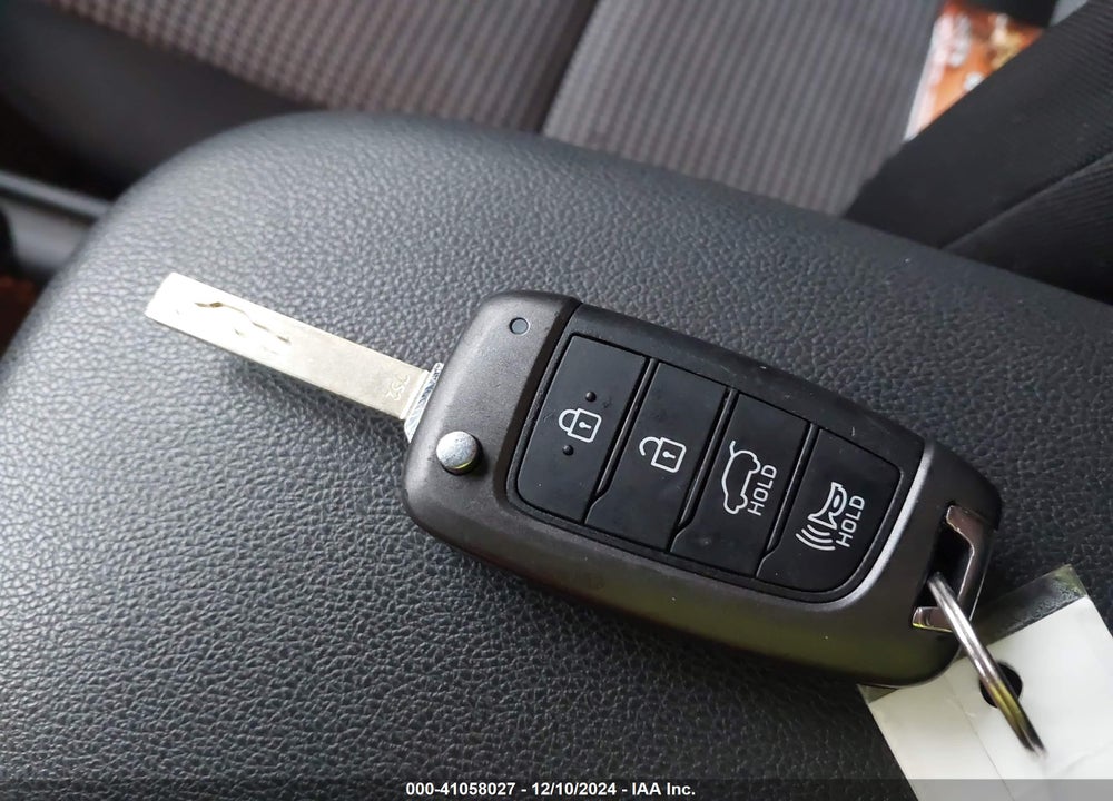 2021 HYUNDAI KONA SE VIN: KM8K1CAA2MU693467