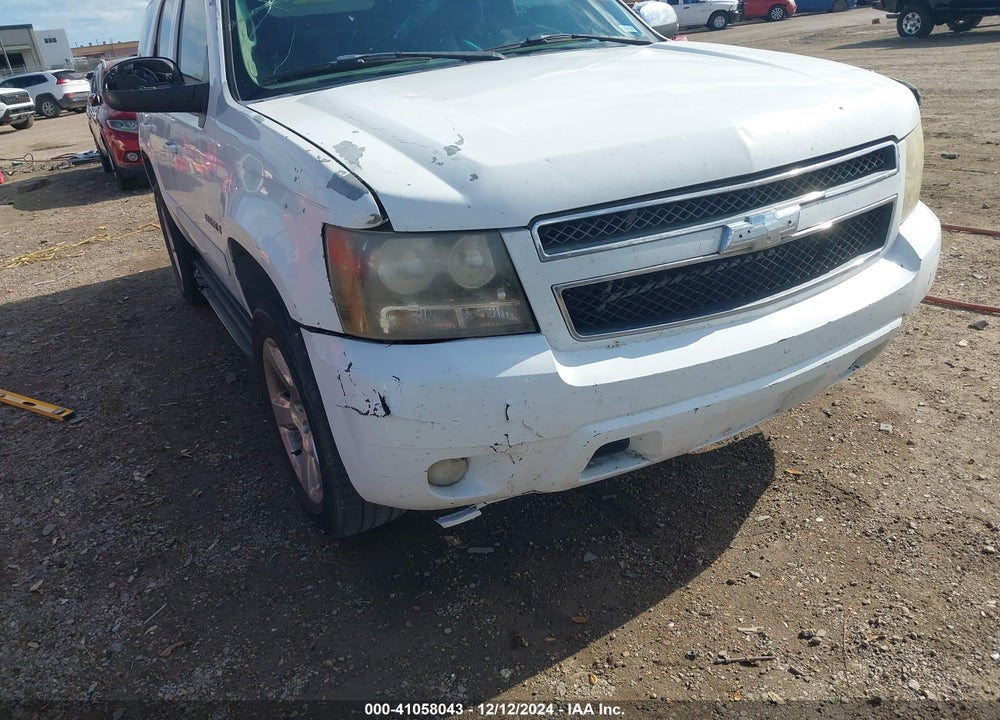 2007 CHEVROLET TAHOE LT VIN: 1GNFC13077J114639