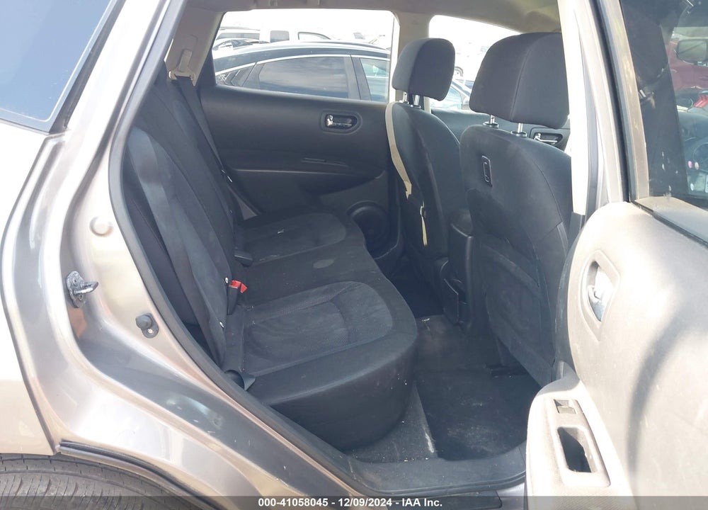 2013 NISSAN ROGUE S VIN: JN8AS5MT3DW555371