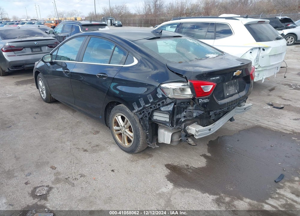 2018 CHEVROLET CRUZE LT AUTO VIN: 1G1BE5SM8J7216560