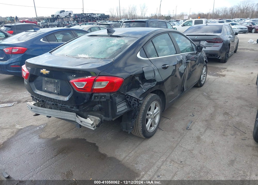 2018 CHEVROLET CRUZE LT AUTO VIN: 1G1BE5SM8J7216560