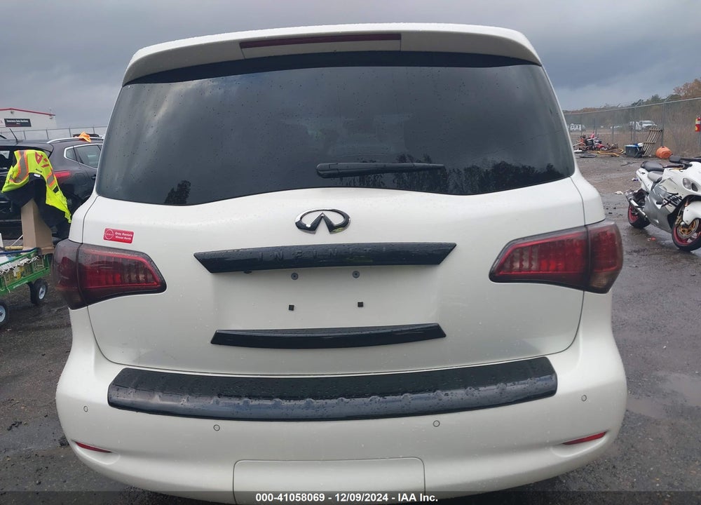 2017 INFINITI QX80 VIN: JN8AZ2NE3H9156278