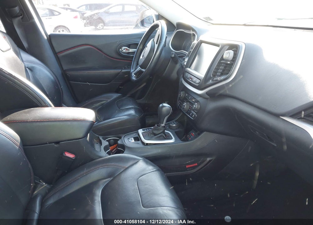 2015 JEEP CHEROKEE VIN: 1C4PJMBB9FW624791