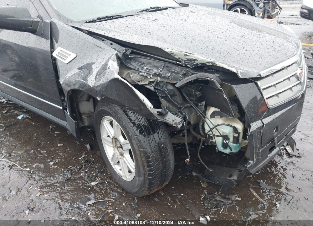 2005 CADILLAC SRX V6 VIN: 1GYEE637950153884