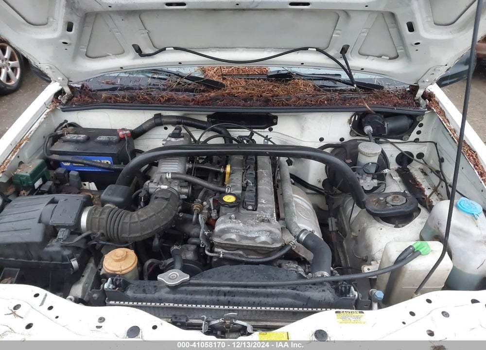 2001 CHEVROLET TRACKER HARD TOP BASE VIN: 2CNBE13C016914940