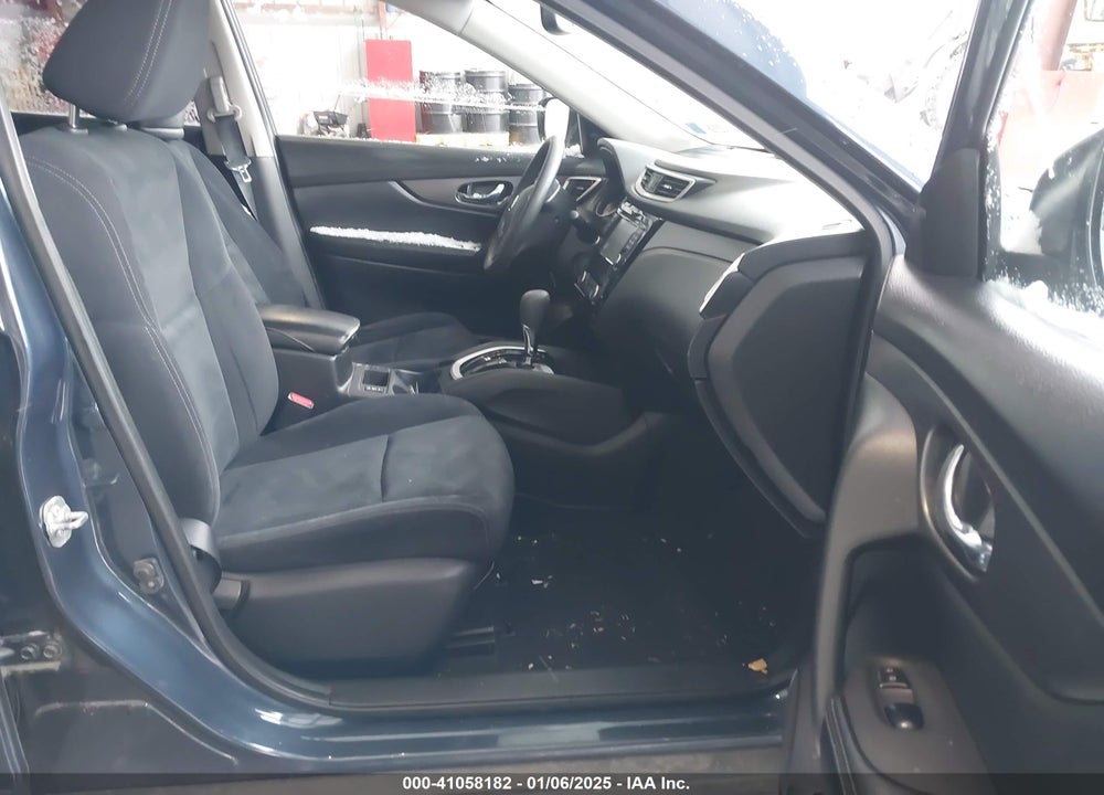 2016 NISSAN ROGUE SV VIN: JN8AT2MV2GW135926