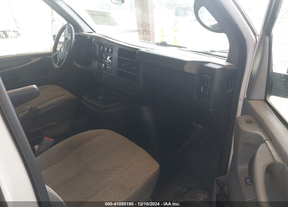 2010 CHEVROLET EXPRESS 3500 LT VIN: 1GA2G1DG8A1106623