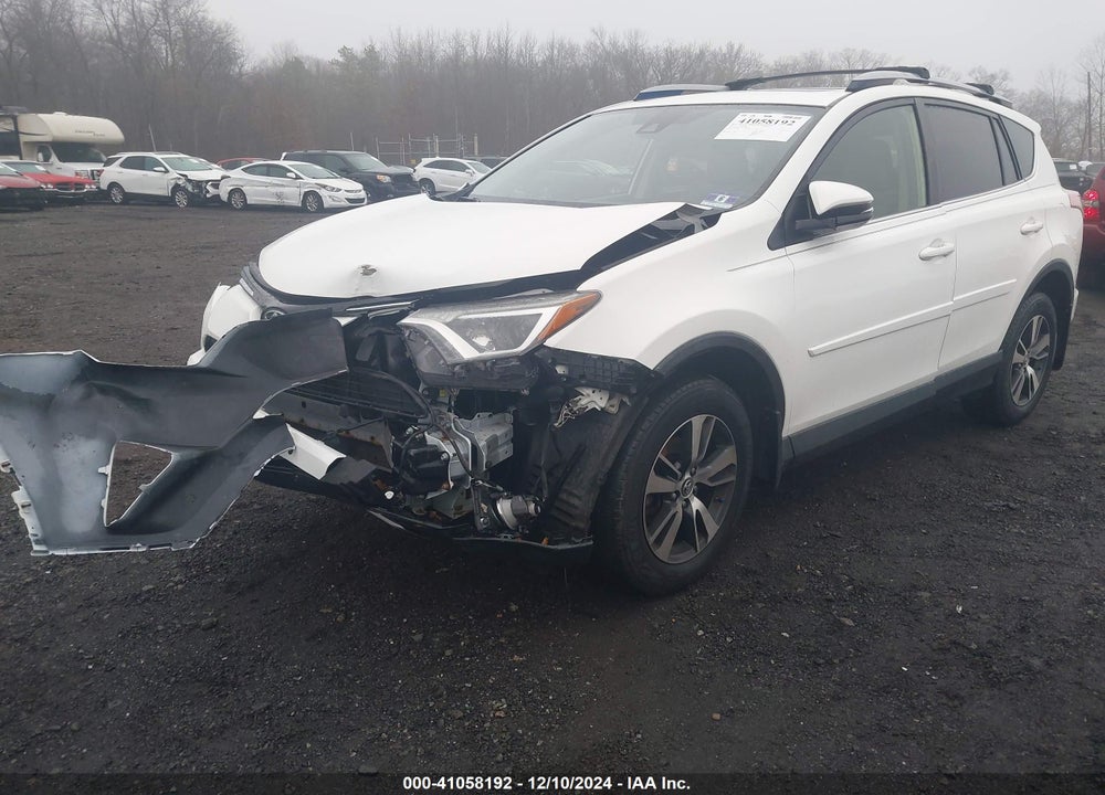2017 TOYOTA RAV4 XLE VIN: JTMRFREV9HJ706436