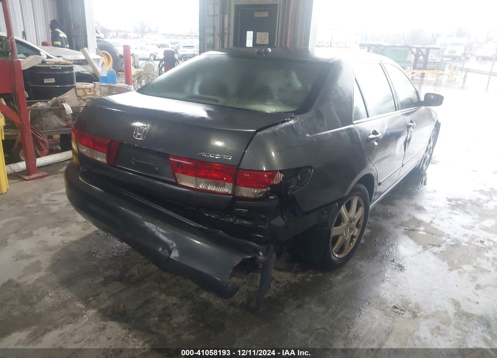 2004 HONDA ACCORD 3.0 EX VIN: 1HGCM66554A052328