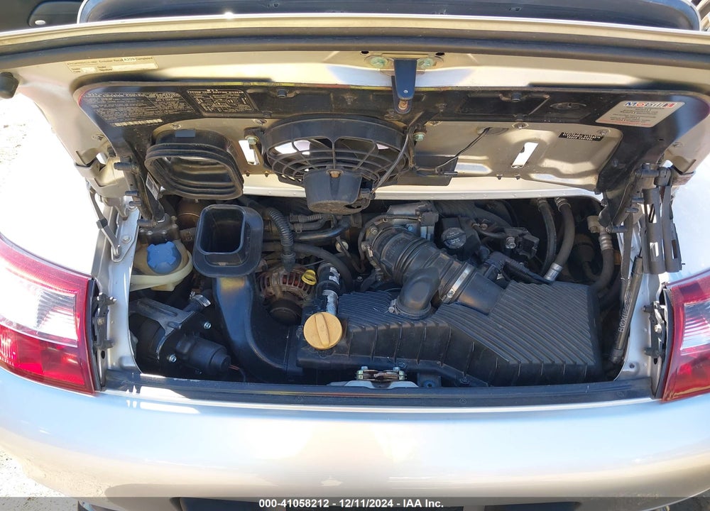2000 PORSCHE 911 CARRERA /CARRERA 4 VIN: WP0CA2994YS652675