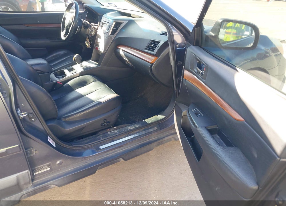 2014 SUBARU OUTBACK 2.5I LIMITED VIN: 4S4BRCLC4E3224315