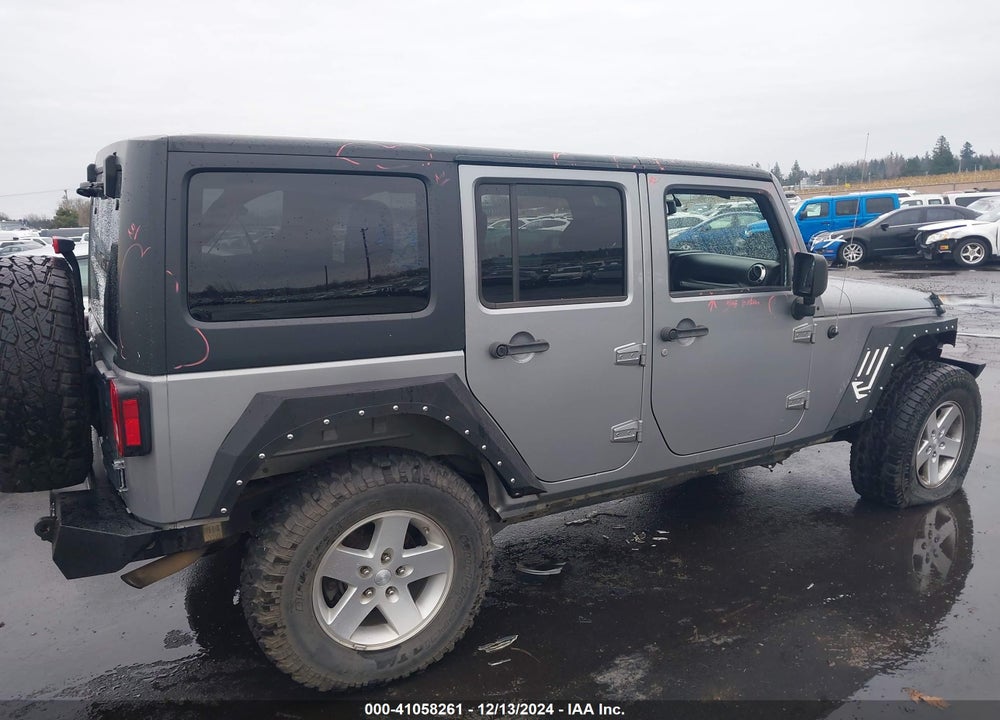 2014 JEEP WRANGLER UNLIMITED SAHARA VIN: 1C4HJWEG8EL110499