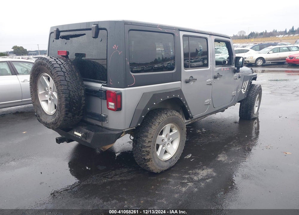 2014 JEEP WRANGLER UNLIMITED SAHARA VIN: 1C4HJWEG8EL110499