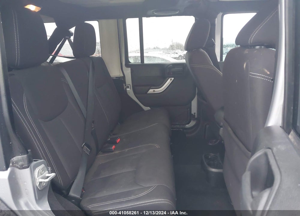 2014 JEEP WRANGLER UNLIMITED SAHARA VIN: 1C4HJWEG8EL110499