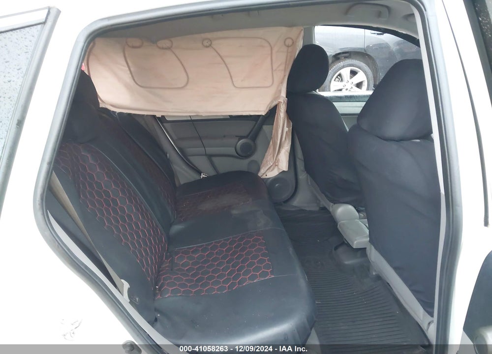 2011 HONDA CR-V LX VIN: 5J6RE4H3XBL001151