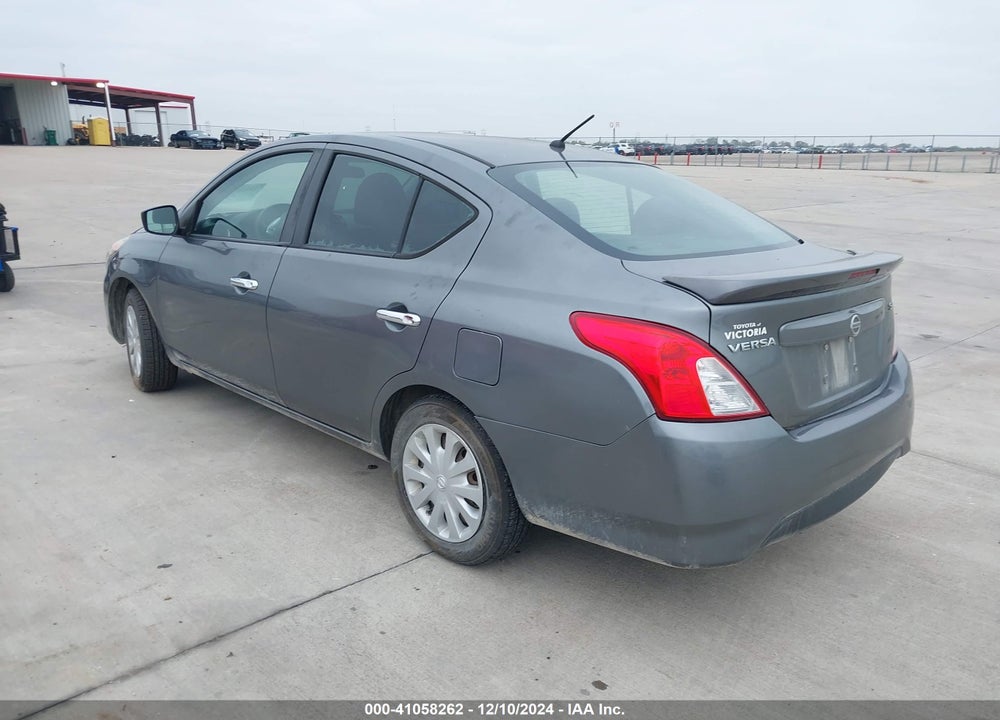 2018 NISSAN VERSA VIN: 3N1CN7AP6JL815636