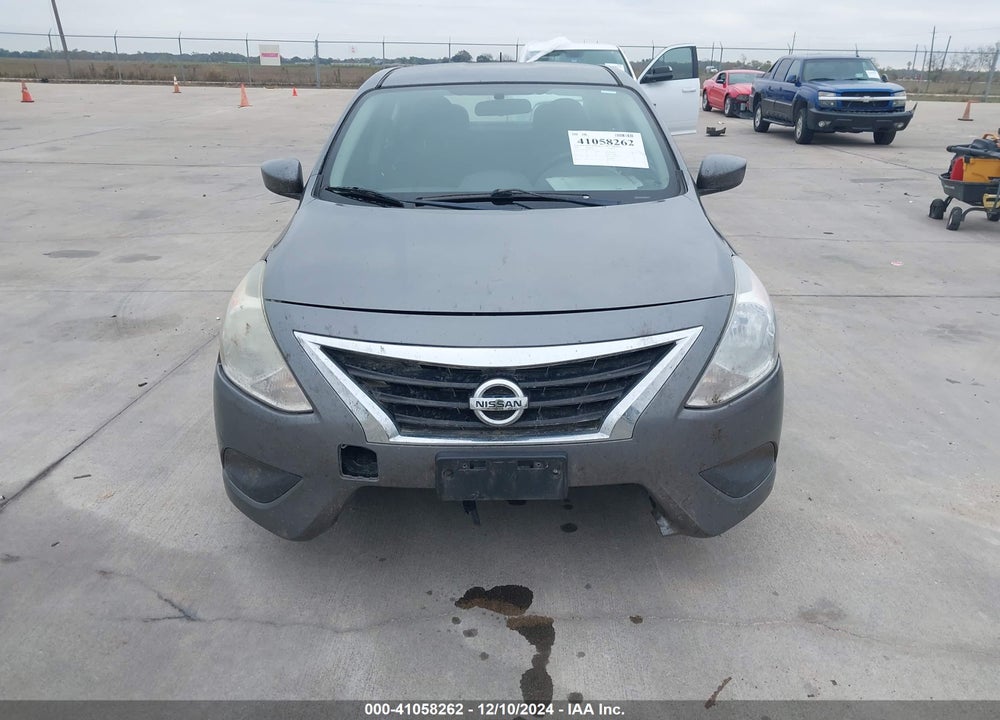2018 NISSAN VERSA VIN: 3N1CN7AP6JL815636