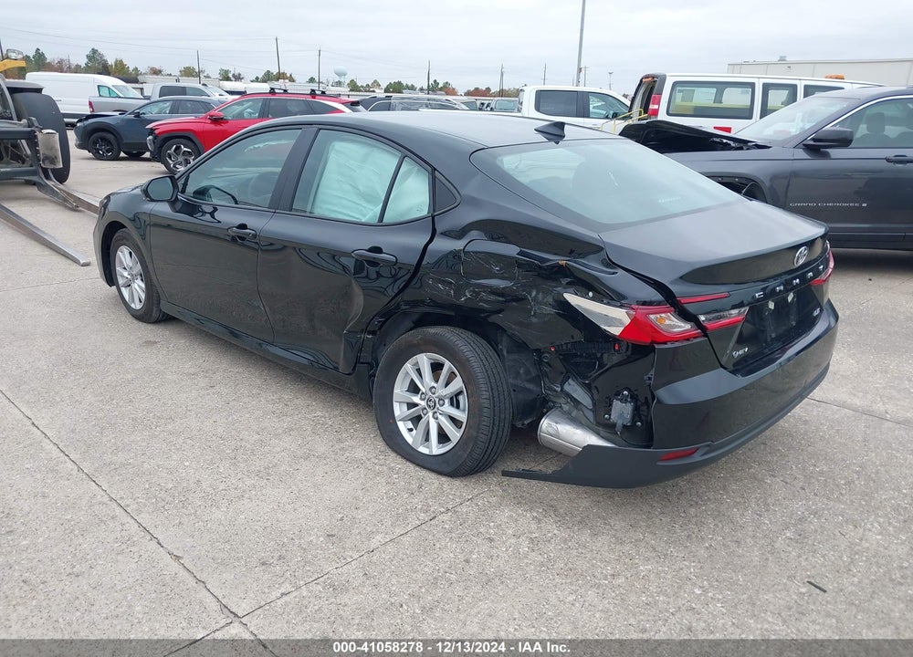 2025 TOYOTA CAMRY LE VIN: 4T1DAACKXSU546684