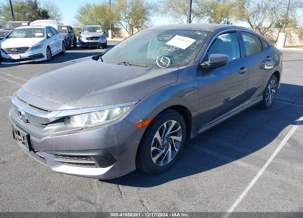 2018 HONDA CIVIC EX VIN: 2HGFC2F72JH578195