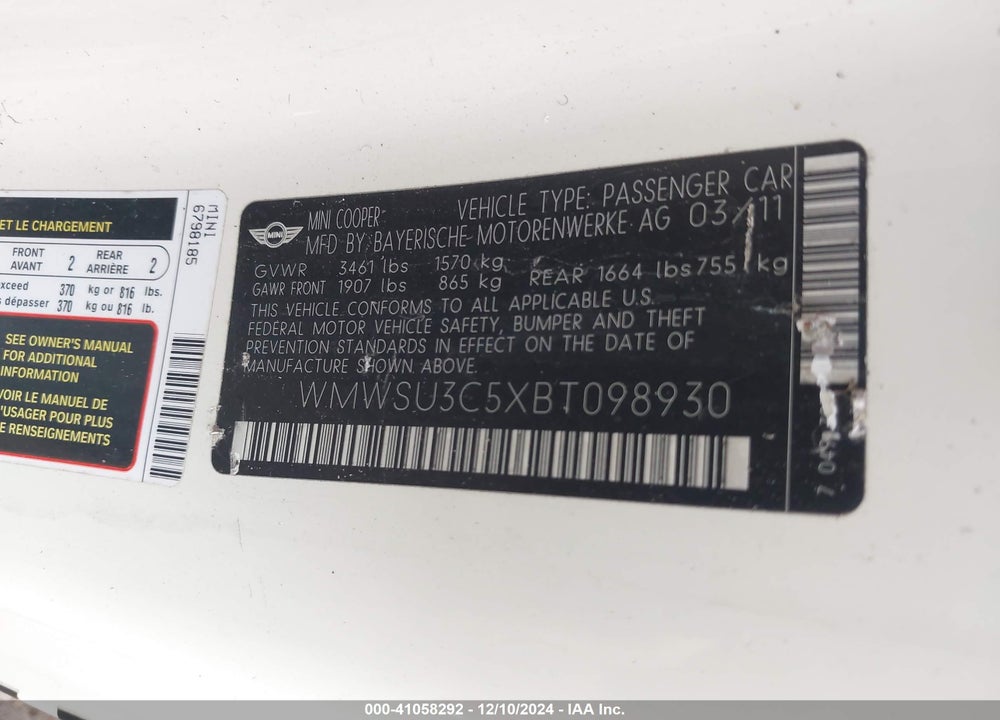 2011 MINI COOPER VIN: WMWSU3C5XBT098930