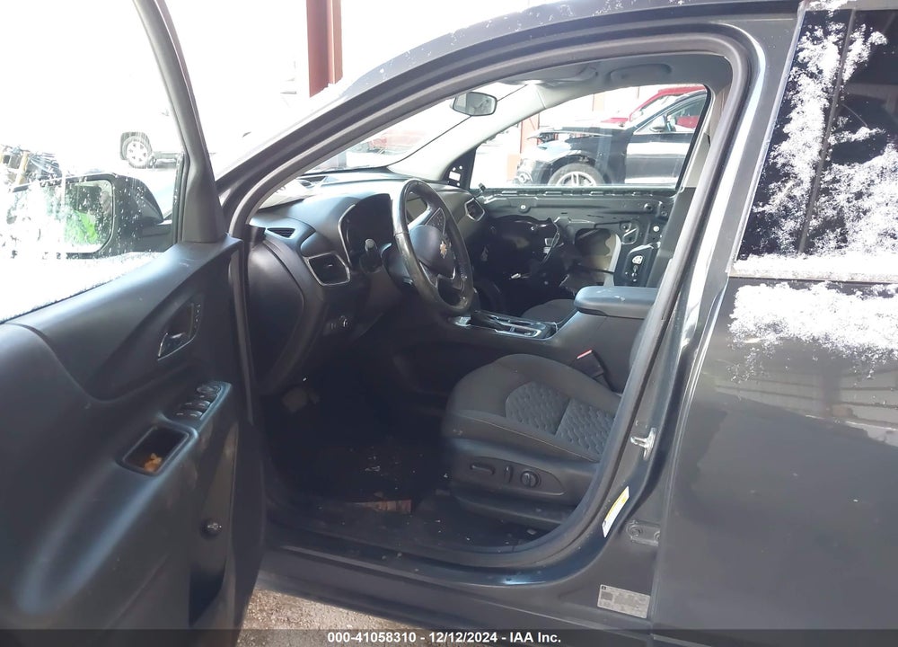 2019 CHEVROLET EQUINOX LT VIN: 2GNAXKEV3K6235235