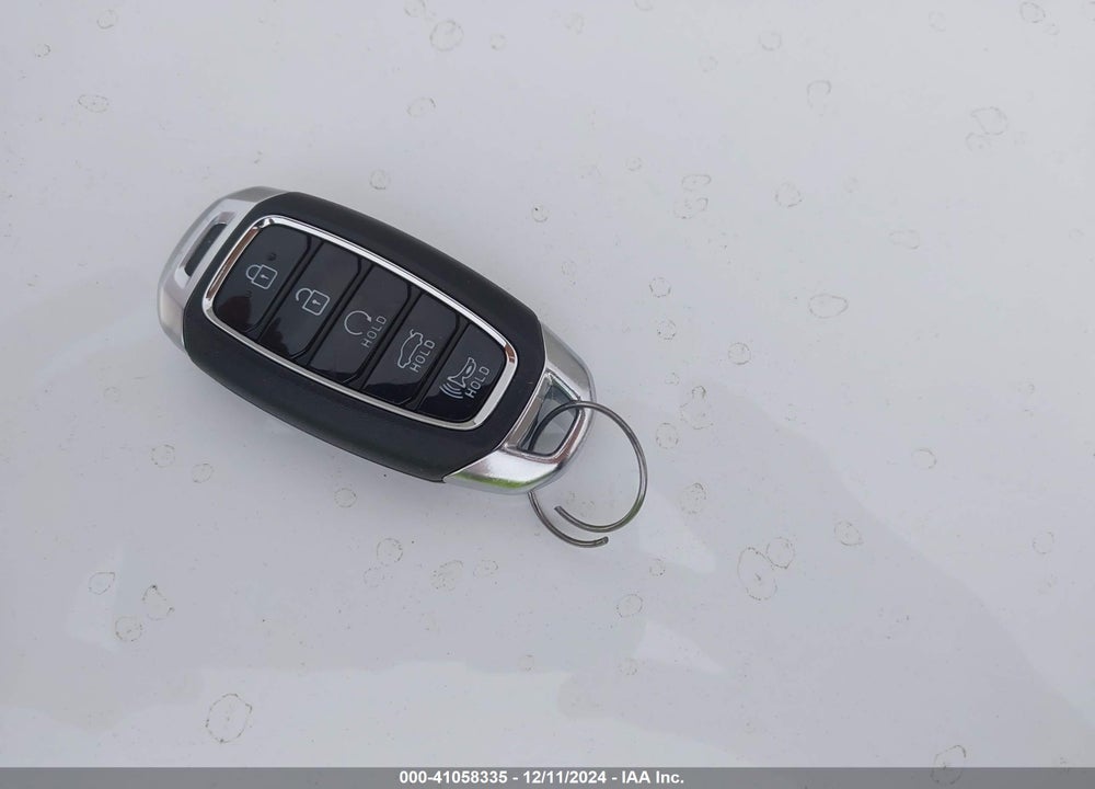 2023 HYUNDAI ELANTRA HYBRID VIN: KMHLM4AJ3PU070882