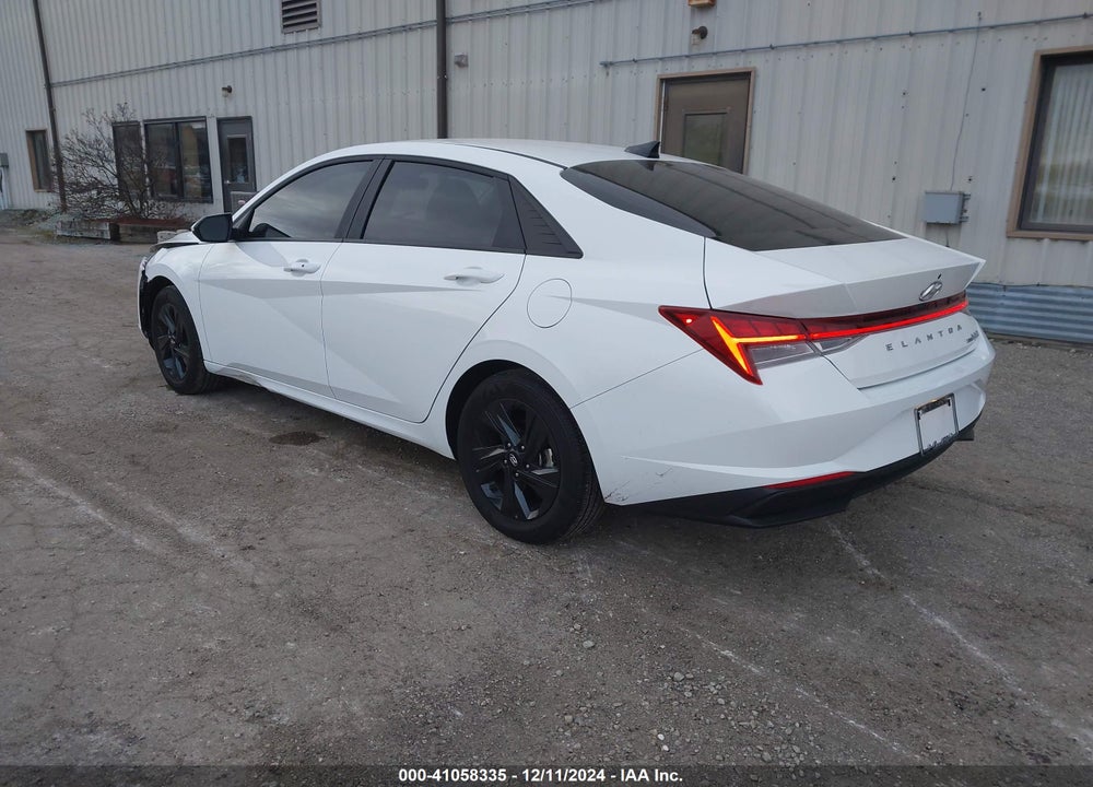 2023 HYUNDAI ELANTRA HYBRID VIN: KMHLM4AJ3PU070882